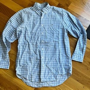 Vineyard vine men’s button-down